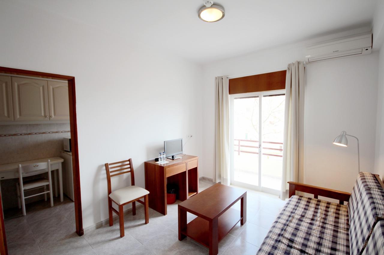 Hospedaria Buganvilia Alvor Exterior photo